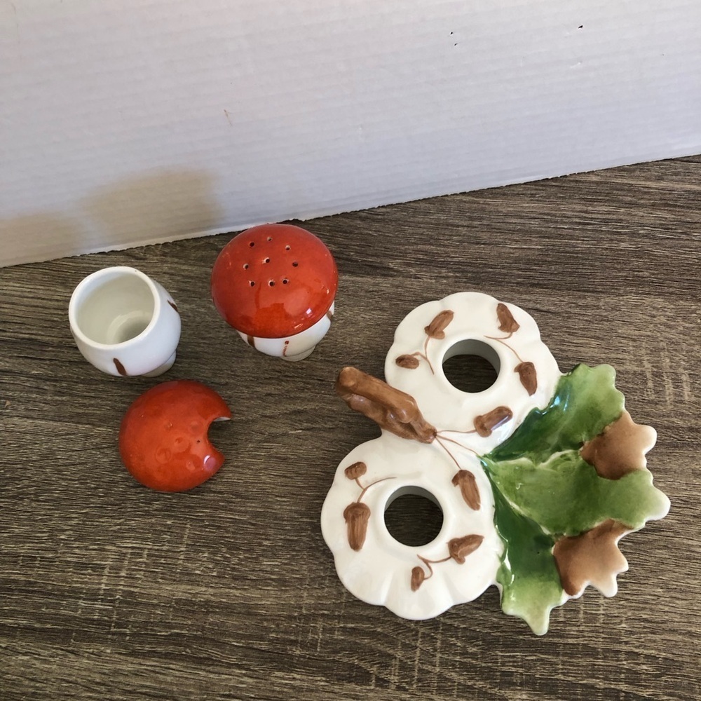 Vintage Mushroom Serving Set - Picture 2 of 10